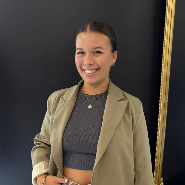 Lilou responsable commerce et marketing