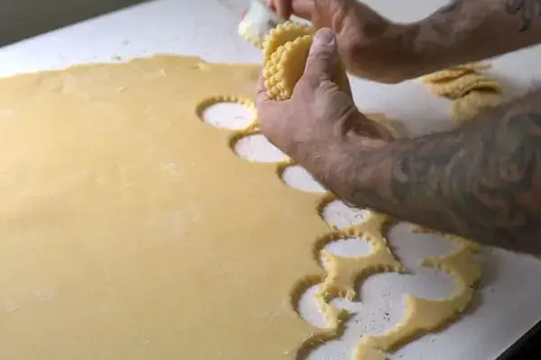 Decoupe galettes pur beurre